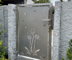 gartentür pusteblume