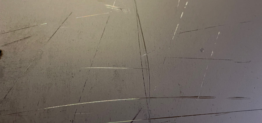 Edelstahl Verletzungen der Oberfläche